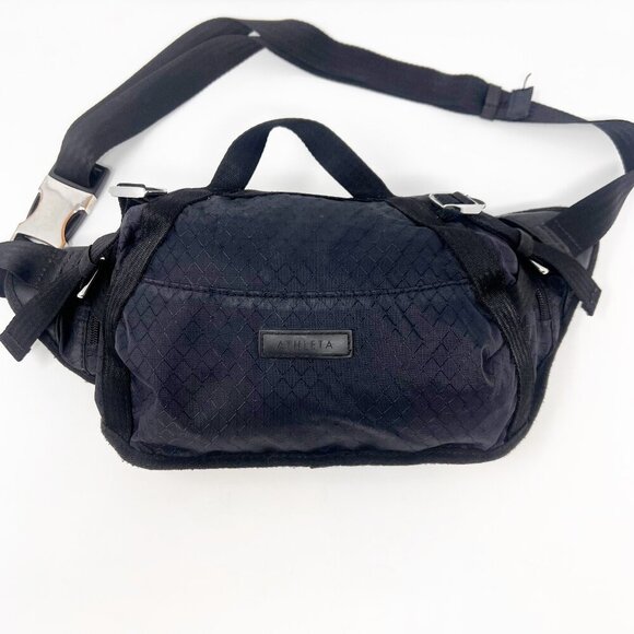 Athleta Handbags - Athleta Black Excursion Crossbody Waistbag